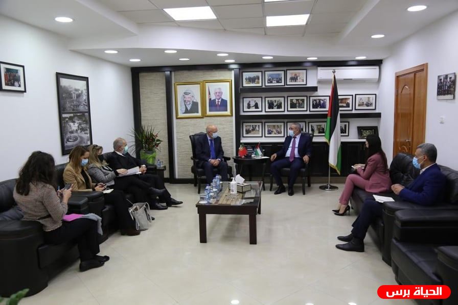 الشيخ يبحث مع وزير الخارجية البرتغالي آخر المستجدات السياسية