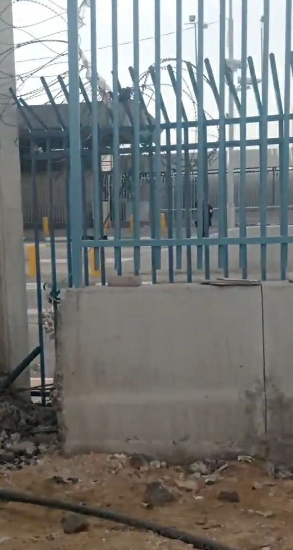 اصابة فلسطيني برصاص الاحتلال على حاجز قلنديا