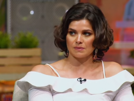 عدد من الفنانين يدافعون عن يسرا اللوزي وابنتها