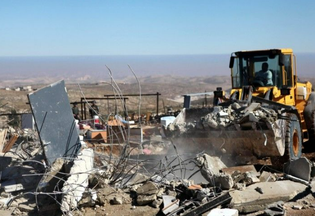 الاحتلال يهدم منزلين في أريحا