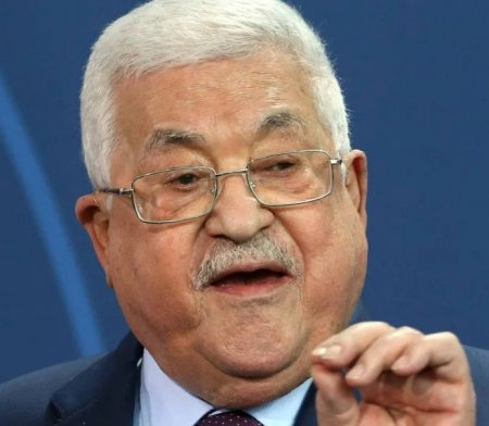 الرئيس عباس يؤكد أن تنفيذ المرحلة الثانية من خطة ترمب يتطلب انسحاباً إسرائيلياً وتسليم السلاح